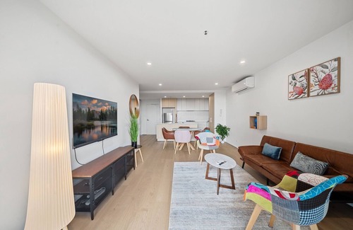 Phillip Apartment | Stylish 2-Bed Apartment with Luxe Amenities Access