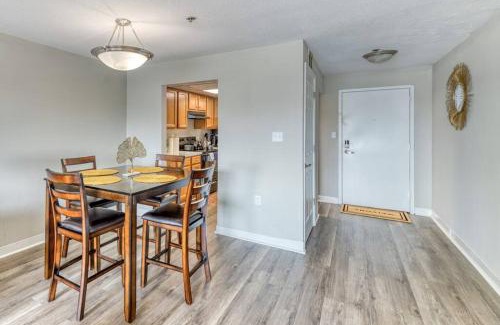 Landmark Apartment | Stylish 2-Bedroom Apartment W/pool