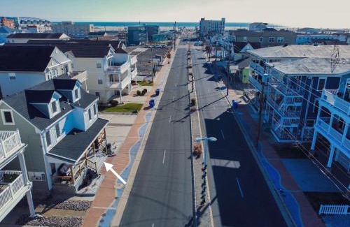 Wildwood Apartment | Stylish 2 BR 1 BA Apartment - Steps to the Ocean - Hidden Gem