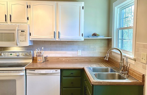 Bloomington House | Stylish 2BR Charmer Close to Everything