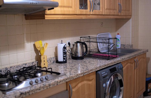 Hivernage Apartment | Stylish 2BR w/Pool, Terrace & Netflix