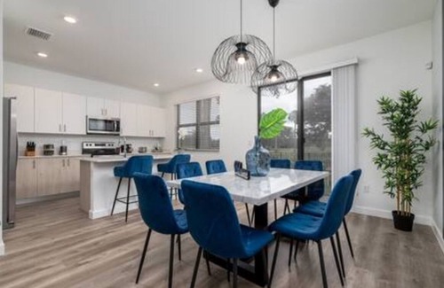 Survey Creek House | Stylish 3/2.5 Townhome Near Inter Miami with Pool