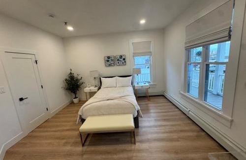 Stamford Apartment | Stylish 3BR,2BA in Heart of Harbor Point