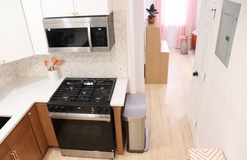 Montclair Apartment | Stylish 3BR Duplex in Montclair