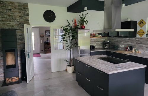 Ziegenhals House | Stylish accommodation near the water with its own home gym