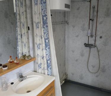 Kristiinankaupunki Apartment | Stylish and Affordable Stay