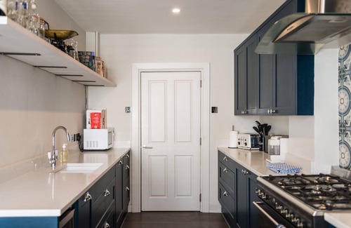 New Town Apartment | Stylish and chic apartment on Charlotte Square