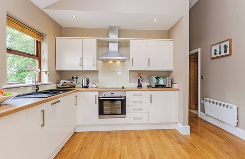 Selby Ski Chalet | Stylish and contemporary lodge.