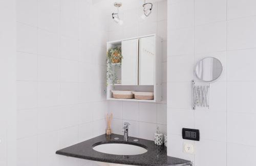 Navigli Apartment | Stylish and Cozy apt close to Naviglio (MUDEC)