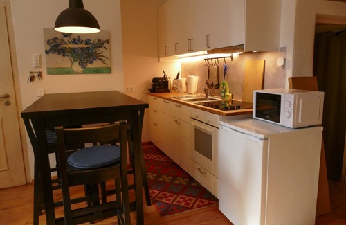Winterhausen Apartment | Stylish and high-quality furnished vacation apartment (45 sqm) for up to 4 people with garden