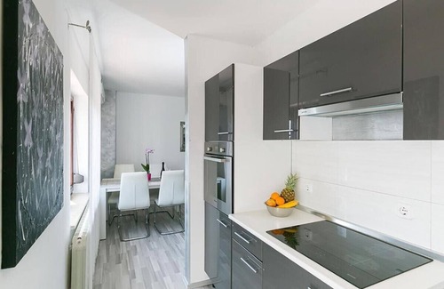 Vrsar Apartment | Stylish and modern apartment Maria-Leni in Vrsar