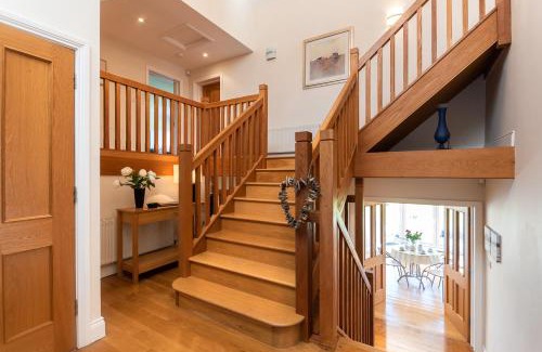 Templenoe House | Stylish and spacious home with sea & mountain views
