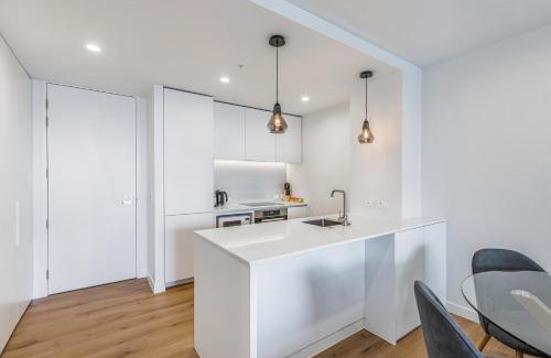 Eden Terrace Apartment | Stylish Ap and Balcony Full Amenities Zodiak Stays