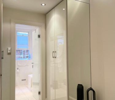 Kings Cross Apartment | Stylish apartment in the heart of Potts Point
