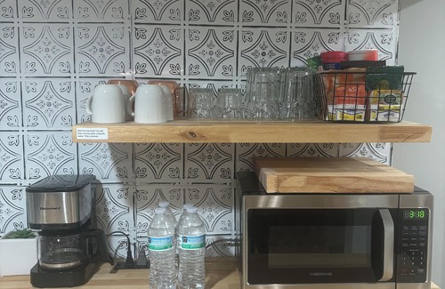 Arbutus Apartment | Stylish apartment in Baltimore - Minutes from everything!