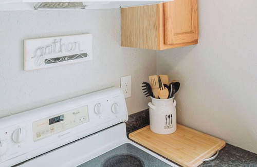 Fargo Apartment | Stylish Apartment Near Downtown Fargo & Sanford Hub