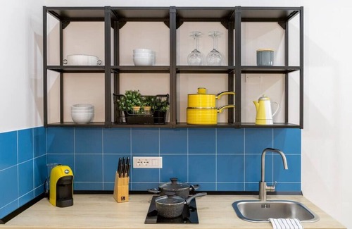 Trieste City Centre Apartment | Stylish apartment with an arty touch Fast WiFi