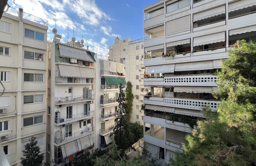 Palaio Faliro Apartment | Stylish Apt in Paleo Faliro 300m from the beachn