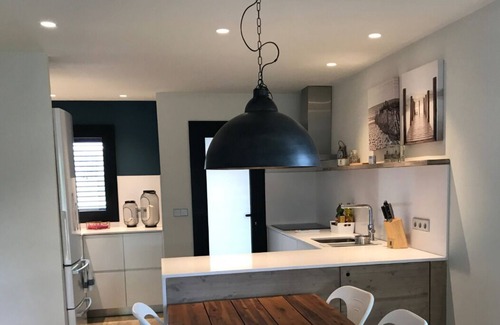 Cubelles House | STYLISH BEACH HOUSE, 600m to sea, 50k to Barcelona