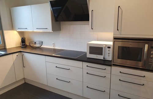 Seefhoek Apartment | Stylish & Centrally located City Apartment - Free Wifi & Netflix