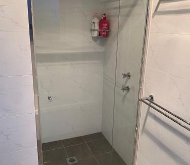 Mount Colah House | Stylish Chic King Bedroom