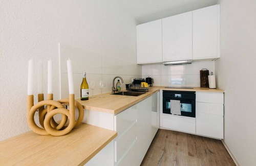 Friedrichstadt Apartment | Stylish city flat | Cozy & modern | Wi-Fi & TV