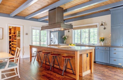 Copake Lake House | Stylish Contemporary Home on Copake Lake