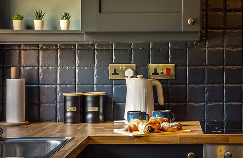 Chester Cottage | Stylish Cottage in Christleton, near Chester