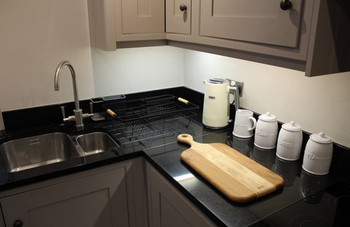 Bakewell Cottage | Stylish cottage inc. breakfast, sleeps 4