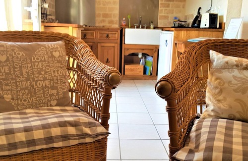 Bribaudon House | Stylish Spacious Studio Apartment, with Shared Pool & Games Barn