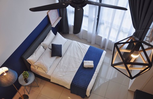 Kuala Lumpur Apartment | Stylish Fun Loft Suites near MRT KL Ekocheras