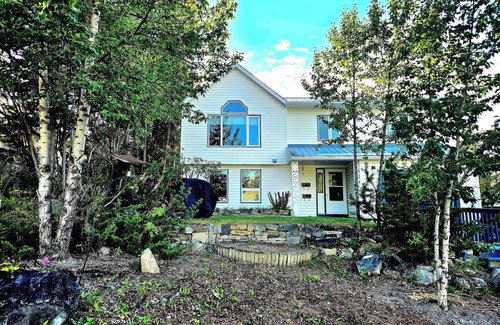 Whitehorse Apartment | Stylish Ground-Floor Getaway in Granger – Modern Comfort & Central Location!"