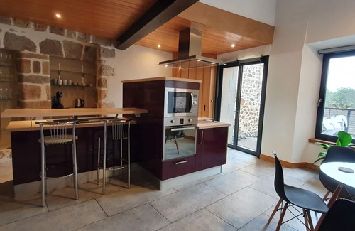 Rochechouart House | Stylish house in quaint chateau town sleeps 10/12