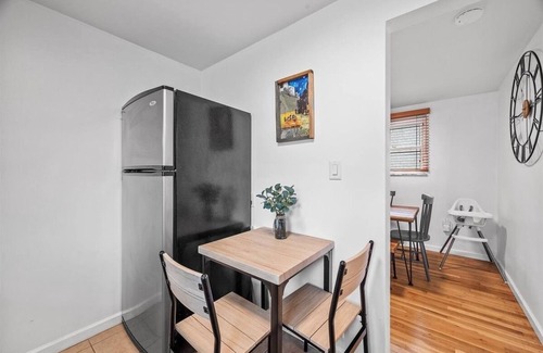 Squirrel Hill South House | Stylish House near Frick Park
