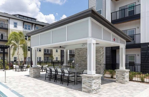 Lake Buena Vista Apartment | Stylish King Apt Near Parks 2/Top Amenities Pet ok