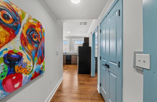 Conway Condo | Stylish Loft Steps Away from Main Street