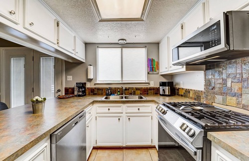 Humble Condo | Stylish loft-style condo with private patio, central AC, & W/D - dog-friendly