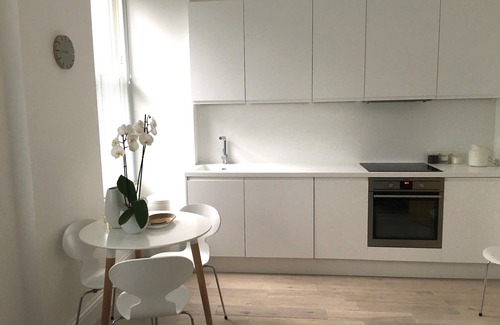 Earl's Court Apartment | Stylish Luxury Apartment in Earls Court/Chelsea London