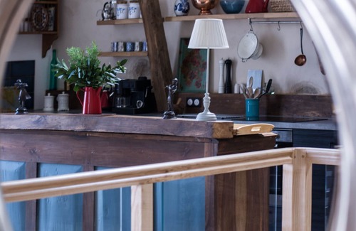 Bor-et-Bar House | Stylish, modern and spacious conversion of a 19C barn with pool, sleeps 10