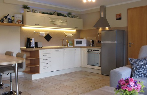 Delliehausen Apartment | Stylish oasis of well-being with a terrace and garden right next to the forest