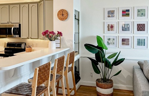 Folly Beach Condo | Stylish Oceanview Condo: Pool, Parking & Prime Location!