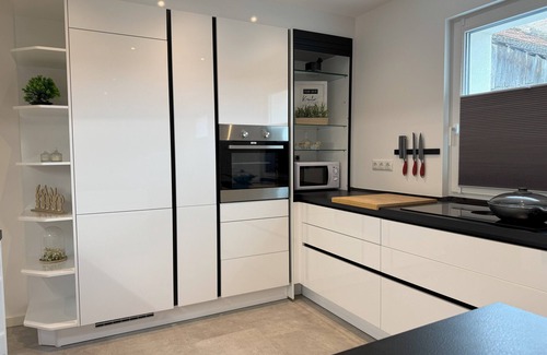 Hallstadt Apartment | Stylish, quiet and central vacation apartment - 5 minutes from Bamberg