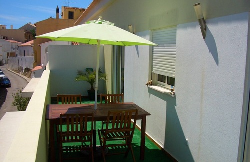 Carvoeiro Apartment | Stylish retreat near beachncentre + pool