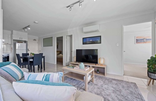 Rockingham Apartment | Stylish Rockingham Stay with Wi-Fi & Parking