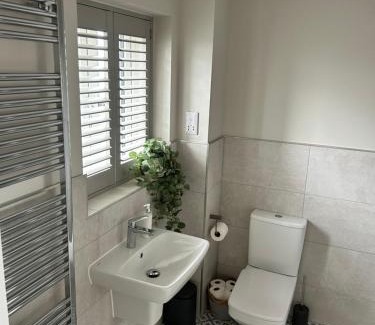 Gotherington House | Stylish room for Cheltenham races