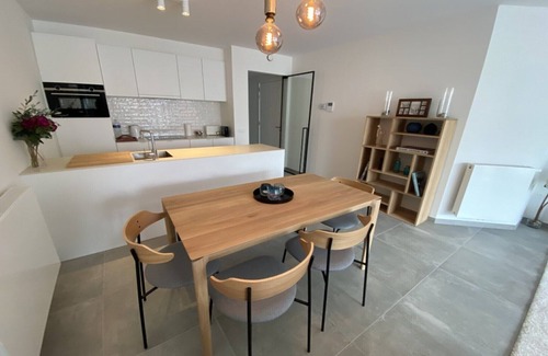 Duinbergen Apartment | Stylish Stay Near Knokke