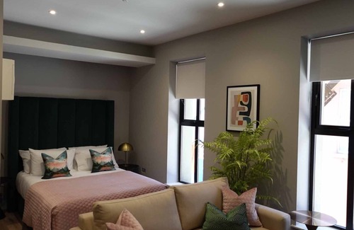 Wexford Apartment | Stylish Studio Apartment in the Heart of Wexford Town