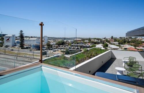 North Fremantle Apartment | Stylish Studio Near Fremantle Cafés and Beaches