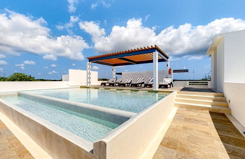 Akumal Apartment | Stylish studio near beach with rooftop pool, partial AC, & free WiFi
