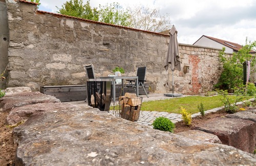 Rauhenebrach Condo | Stylish vacation apartment -Darre- in the old brewery